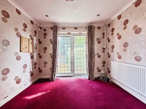Dining Room- click for photo gallery
